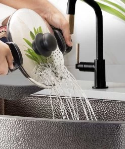 Vinod Cookware Vinod Stainless Steel Pasta Pot With Strainer Lid