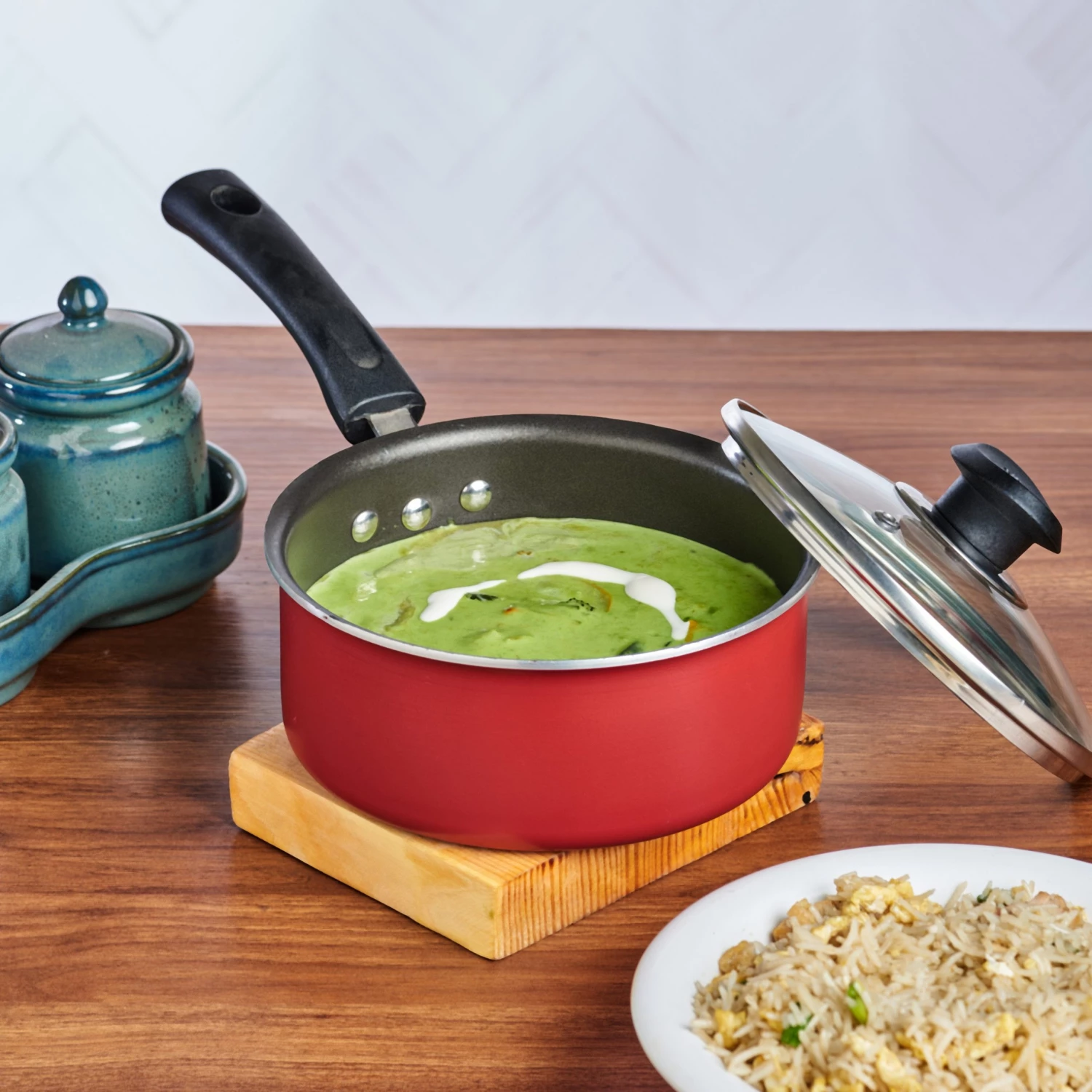 Vinod Cookware Cookware Vinod Zest Non Stick Saucepan With Lid (Induction Friendly) 3 Vinod Cookware Cookware Vinod Zest Non Stick Saucepan With Lid (Induction Friendly)